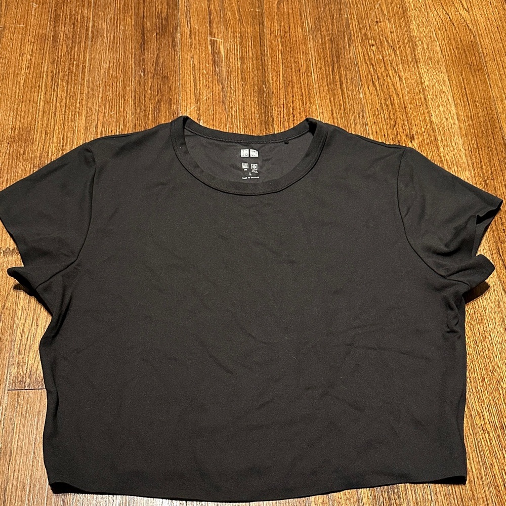 Uniqlo Black Women's Crop Top